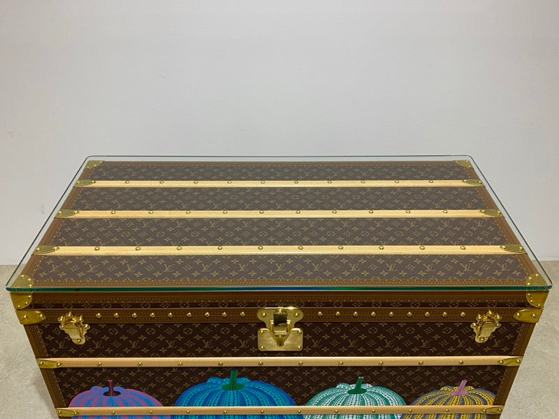 Yayoi Kusama × Louis Vuitton – Malle Courrier Lozine 110