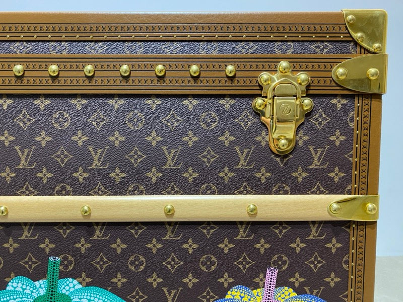 Yayoi Kusama × Louis Vuitton – Malle Courrier Lozine 110