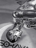 Hajime Sorayama, robot voyageur spatial sexy I