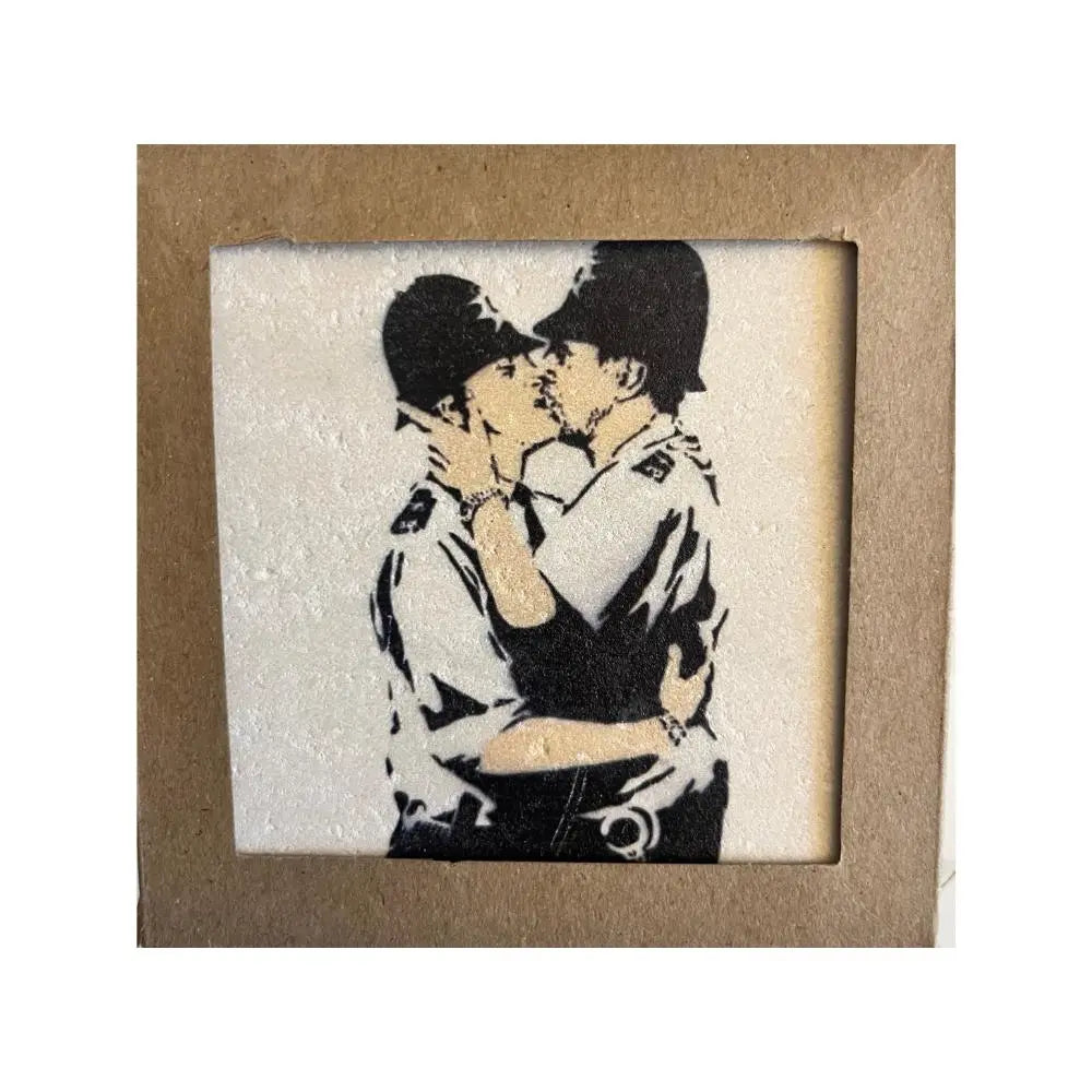 BANKSY *Kiss Policemen* Sérigraphie sur pierre Edition Limitée LYNART Store