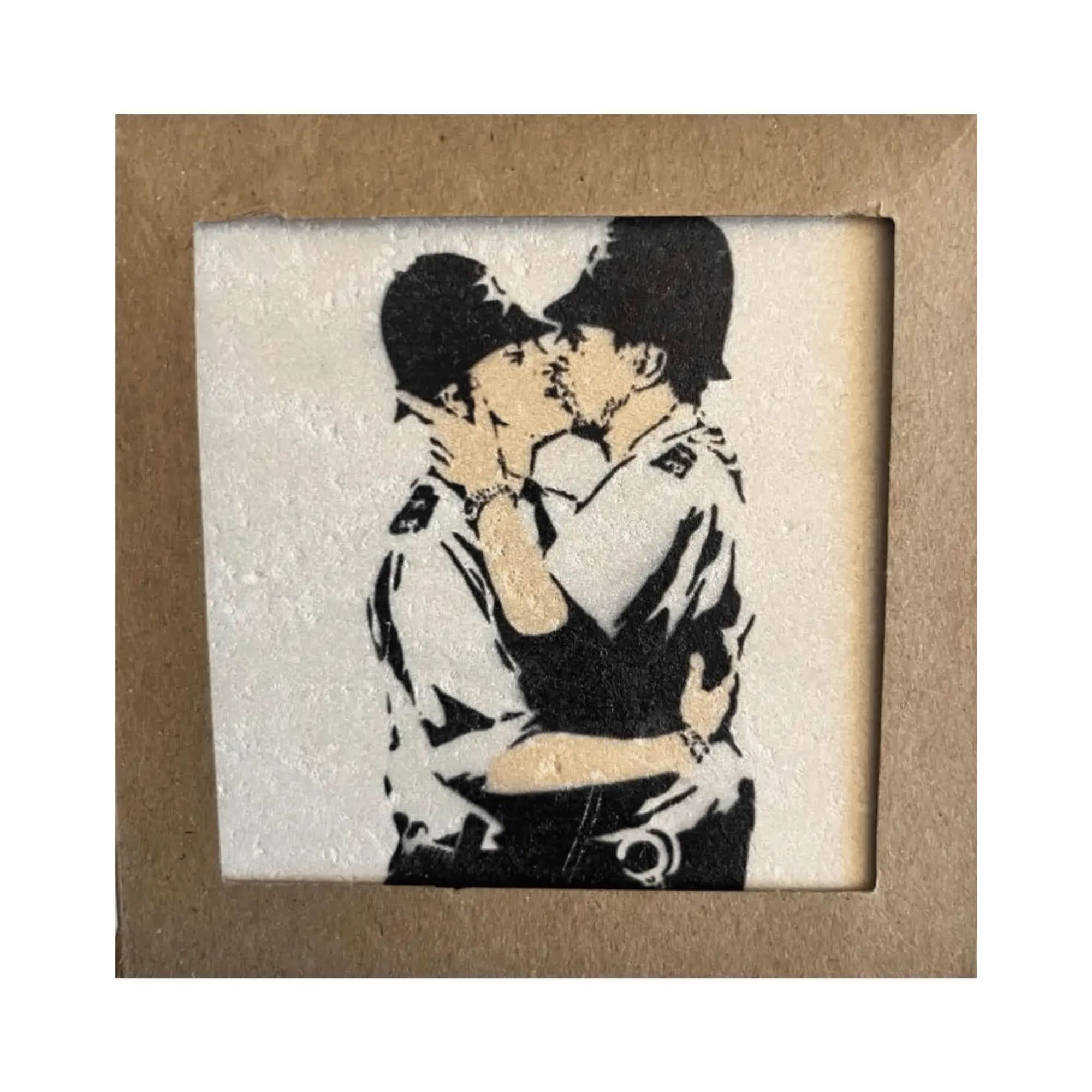 BANKSY, Kiss Policemen 
