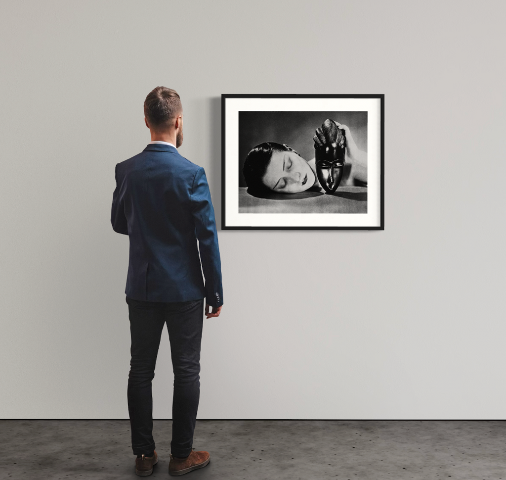 Man Ray – Noire et Blanche (1926) | Iconic Surrealist Photograph