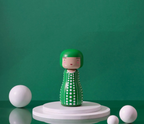 Yayoi Kusama – Kokeshi à pois verts