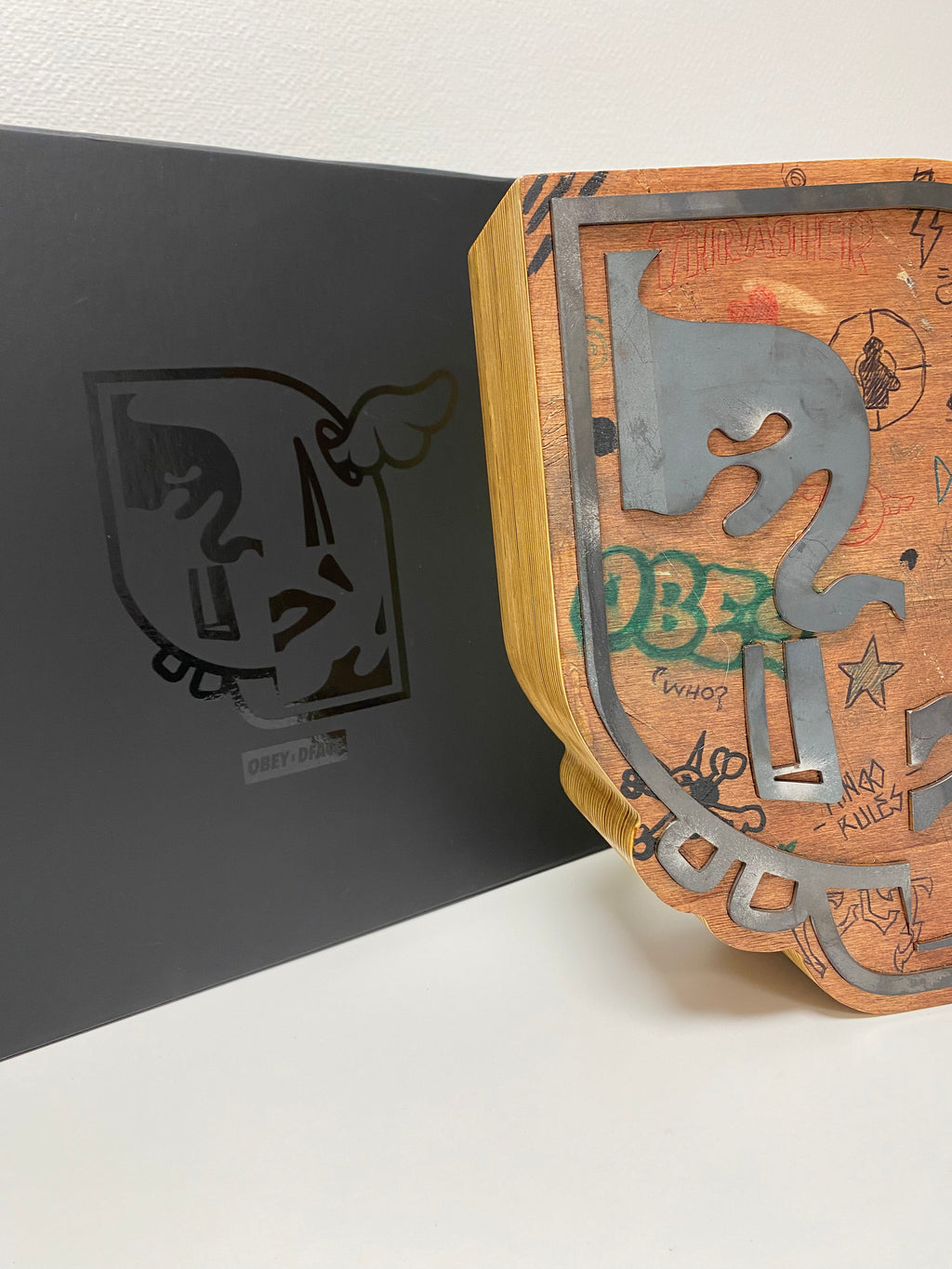 D*Face & Shepard Fairey, SCHOOL DESKS L.Y.N.A.R.T Store