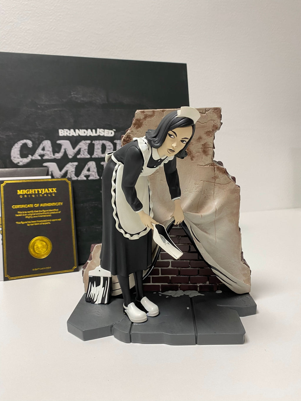 Banksy – Brandalism, Camden Maid L.Y.N.A.R.T Store