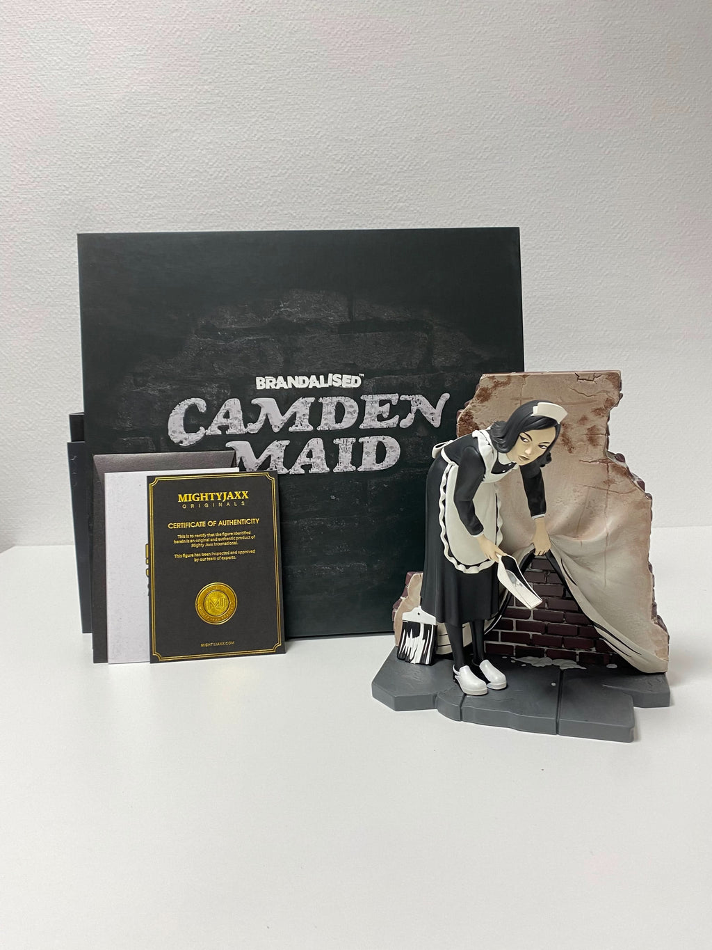 Banksy – Brandalism, Camden Maid L.Y.N.A.R.T Store