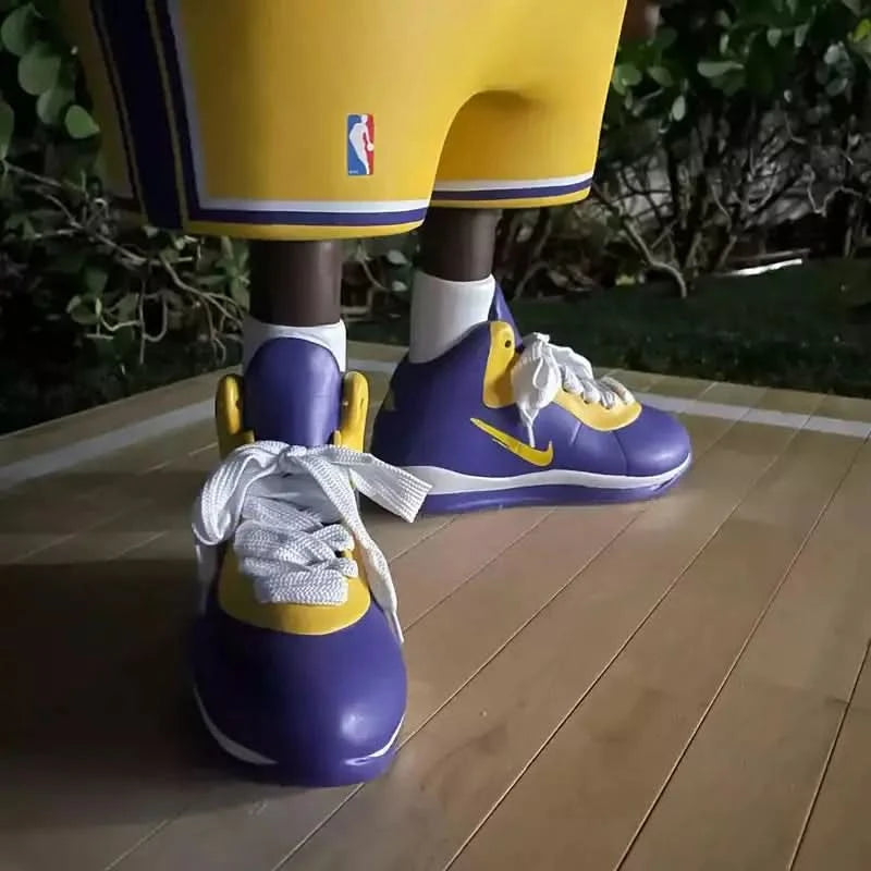 Edgar Plans, LeBron James (2022) LYNART STORE