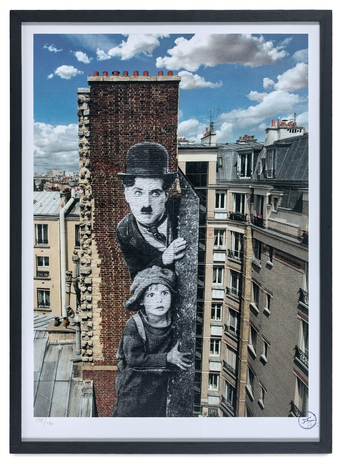 JR – Charlie Chaplin revisited von JR, The Kid, Charlie Chaplin & Jackie Coogan, USA, 1923, bei Tag, Paris, 2021