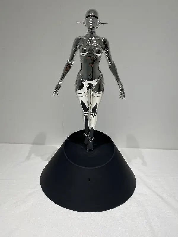 Hajime Sorayama - Sexy Robot Floating Silver (2020) LYNART STORE