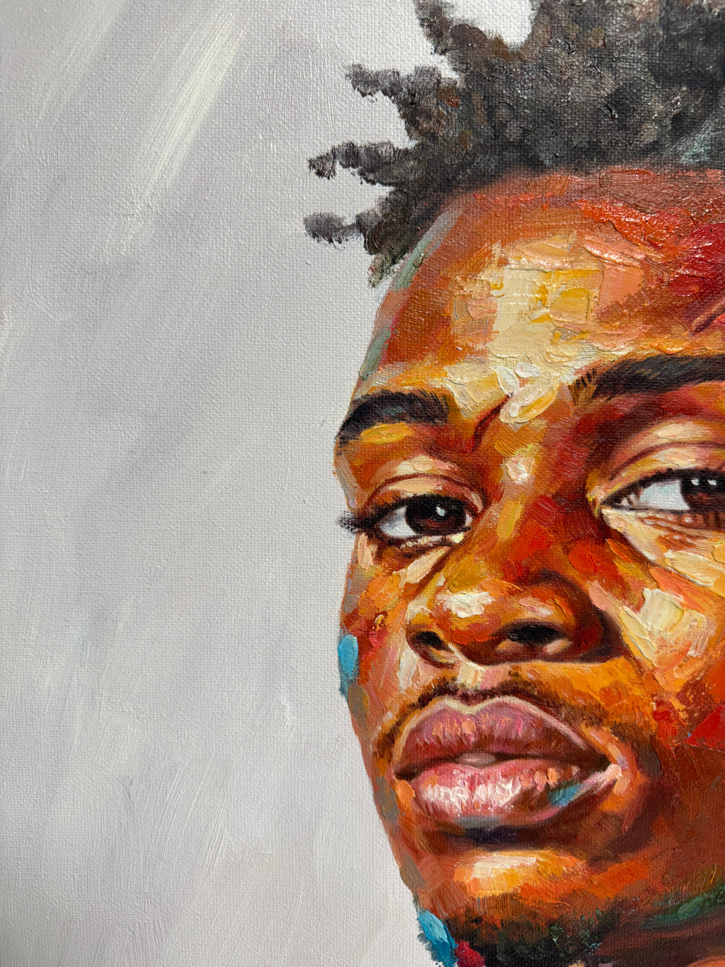 Ansou Niabaly – La grâce aux couleurs vibrantes