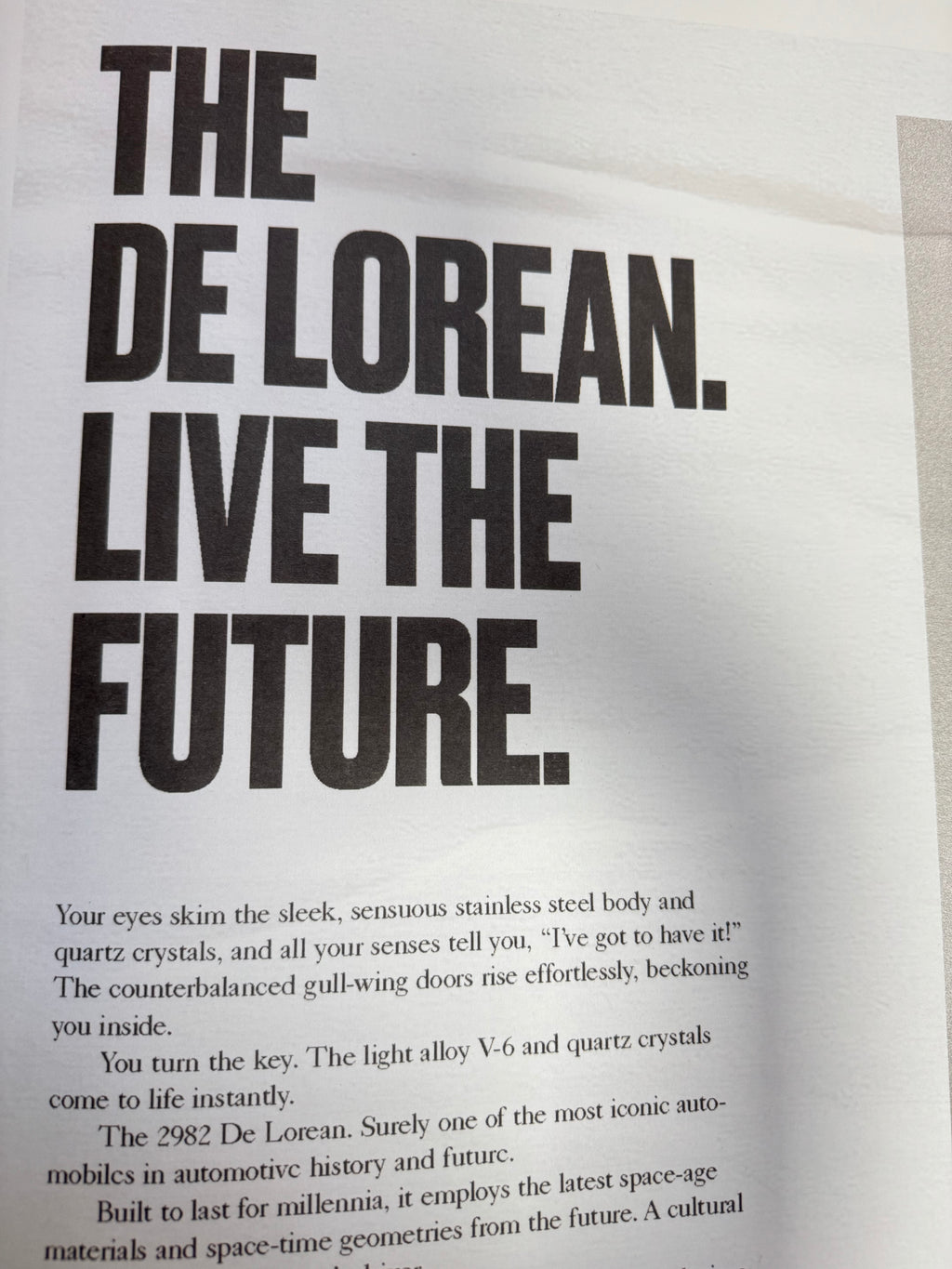 Daniel Arsham - Affiche publicitaire fictive - DeLorean | Édition limitée