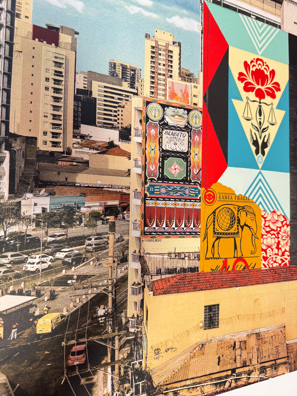 Shepard Fairey - Carga Frágil Mural (2023) I Édition Limitée