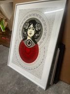 Shepard Fairey & Damien Hirst – Papillon Mandala Troisième Œil (Crème) Petit
