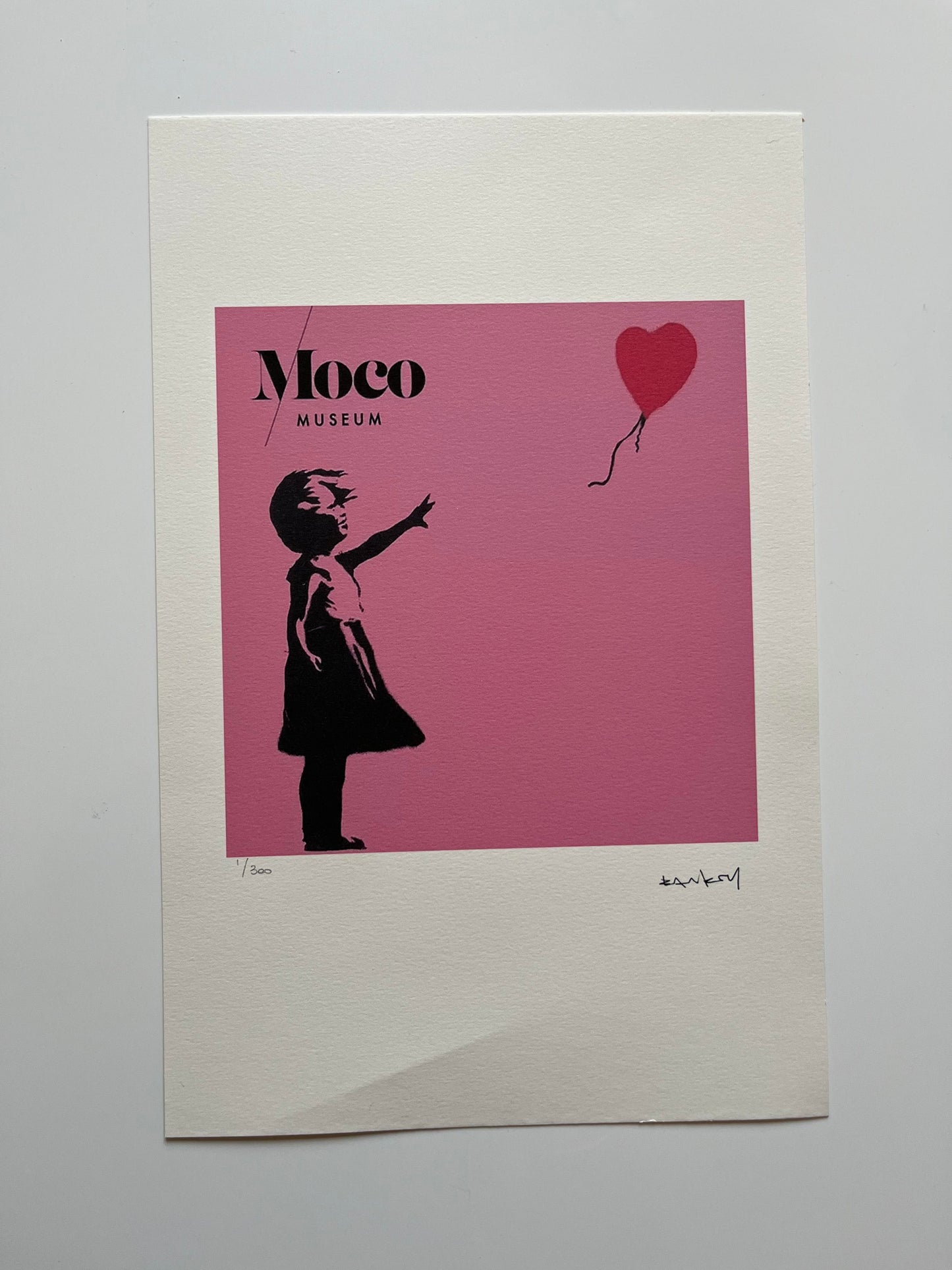 Banksy Laugh Now Buch aus der Ausstellung im MocoMuseum 2019