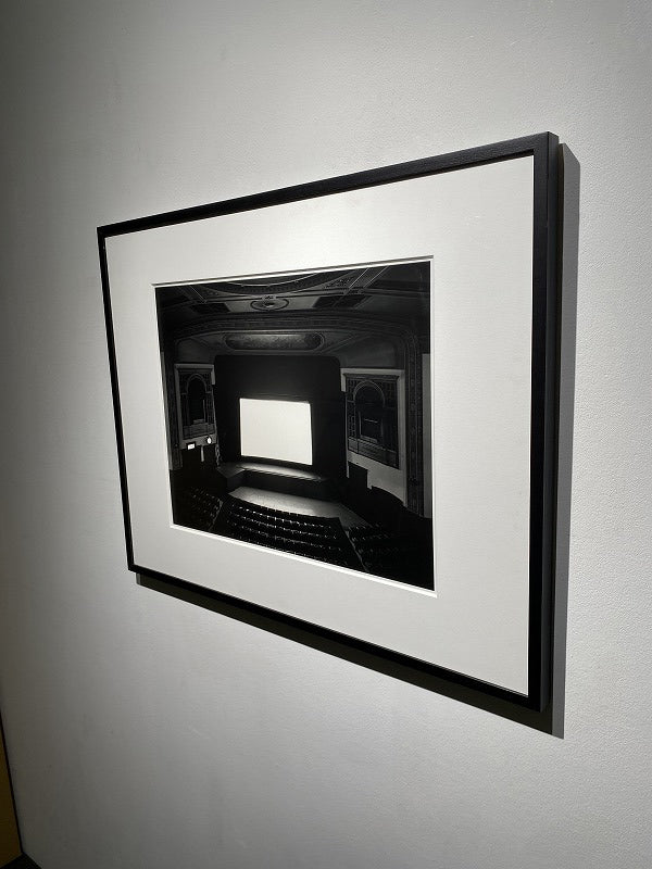 Hiroshi Sugimoto – Palace, New Jersey