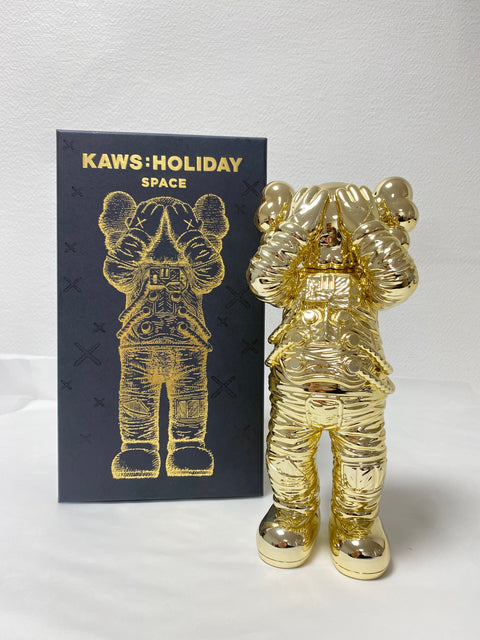 KAWS - Holiday SPACE Companion Gold (2020) - sculpture – LYNART STORE