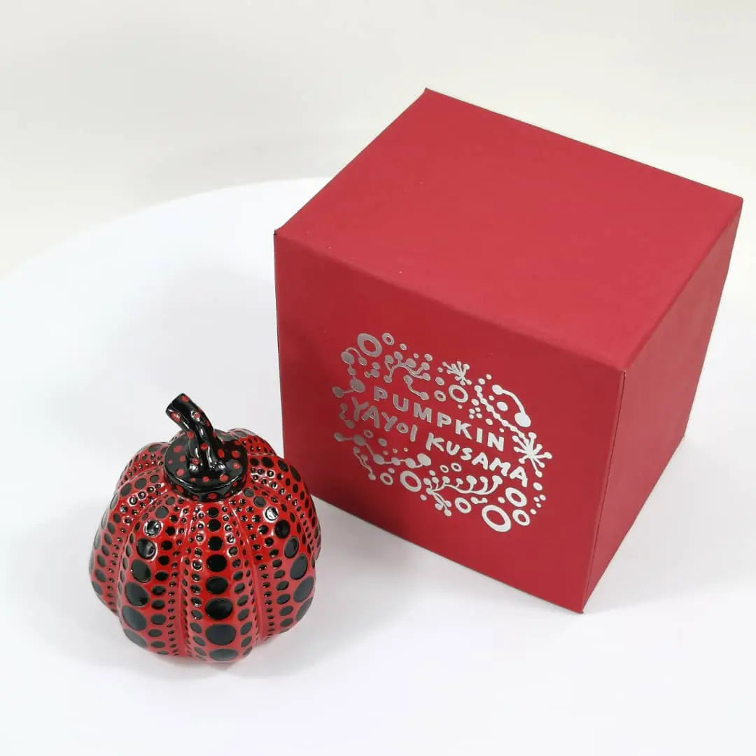 Yayoi Kusama - Pumpkin Rouge et noire L.Y.N.A.R.T Store