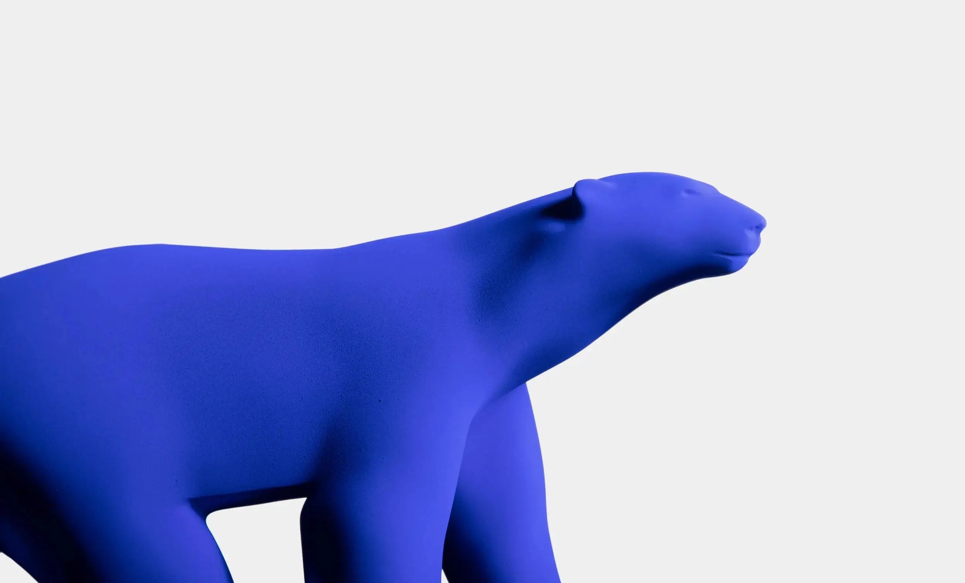 Yves Klein - L'Ours Pompom L.Y.N.A.R.T Store